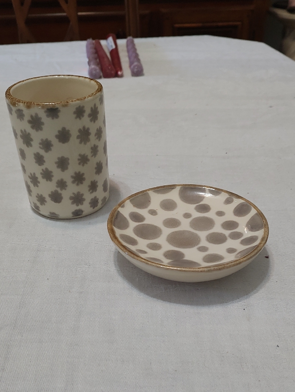 NWT Vietri Toothbrush Holder And Soap Dish